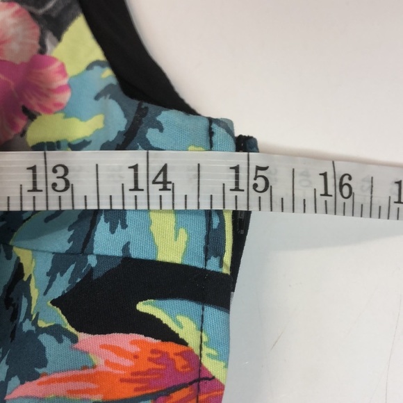 Guess Floral Sleeveless V-Neck Fit & Flare Mini Dress, Size 4 - Picture 10 of 12